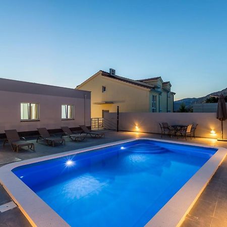 House With Private Pool Magdalena Apartment Podstrana Bagian luar foto