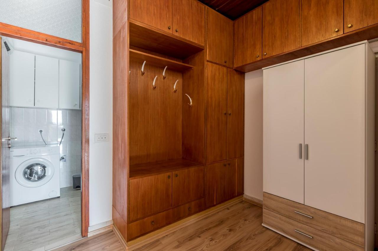 House With Private Pool Magdalena Apartment Podstrana Bagian luar foto