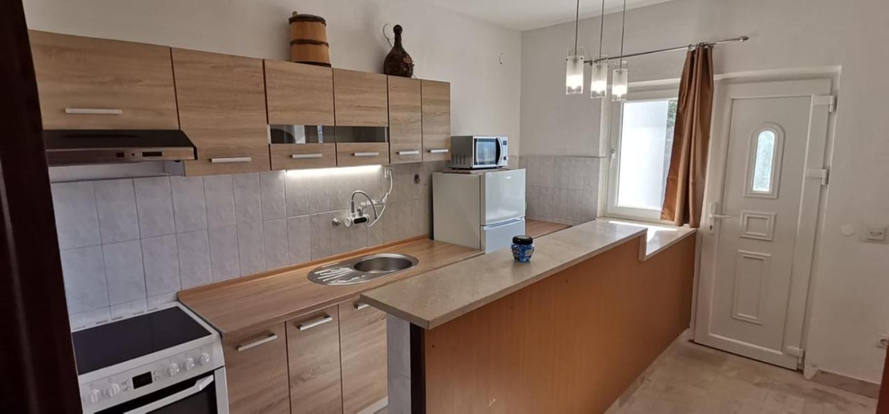 House With Private Pool Magdalena Apartment Podstrana Bagian luar foto